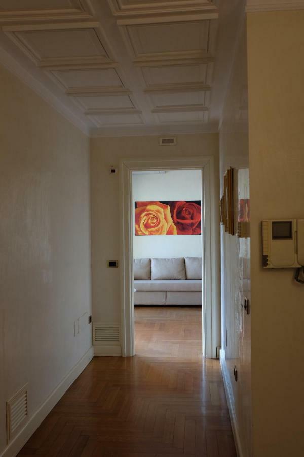 Suite Inn Salerno Kültér fotó