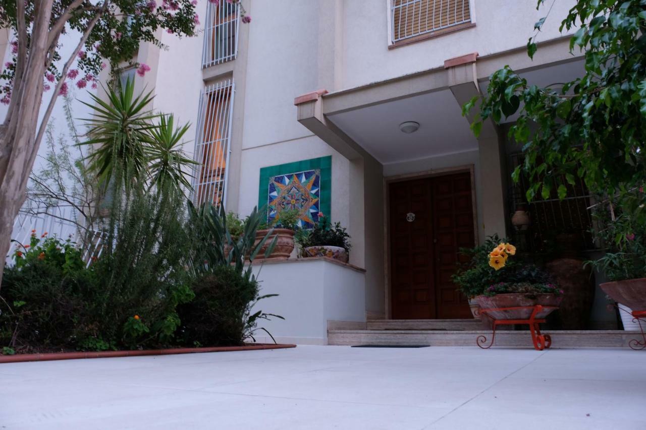 Suite Inn Salerno Kültér fotó